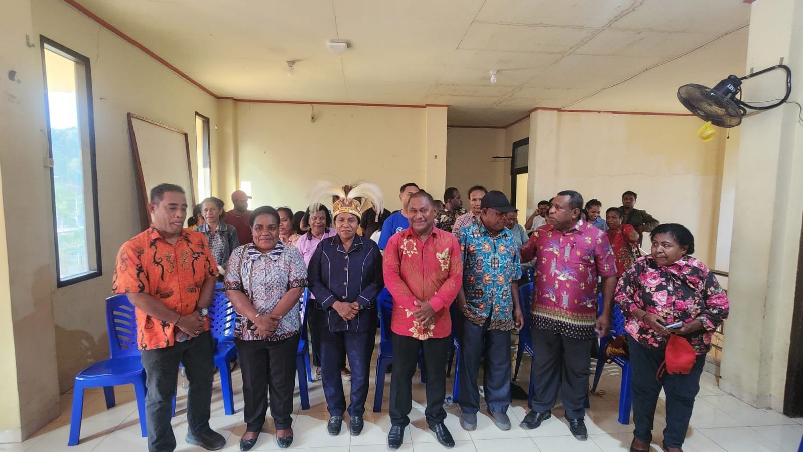 Ketua Pokja Perempuan MRP PBD Lakukan Penyaluran Aspirasi Tentang Otsus di Distrik Manoi Kota Sorong