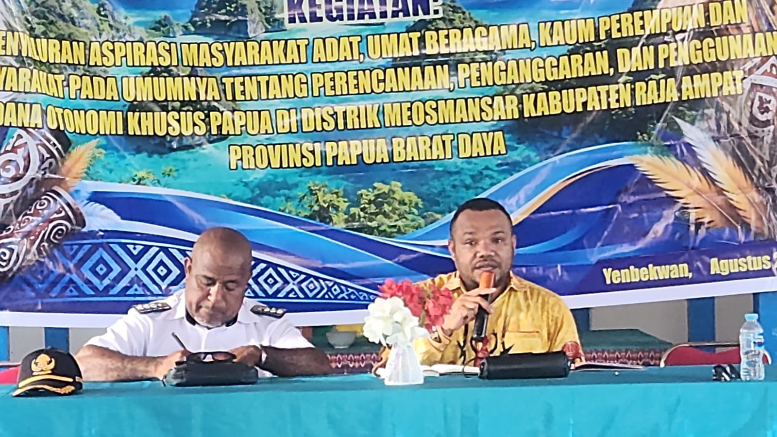 Serap Aspirasi di Distrik Moesmansar, Kabupaten Raja Ampat, Anggota MRP PBD, Rafael Mambrasar Temukan Sejumlah Masalah Pendidikan dan Kesehatan